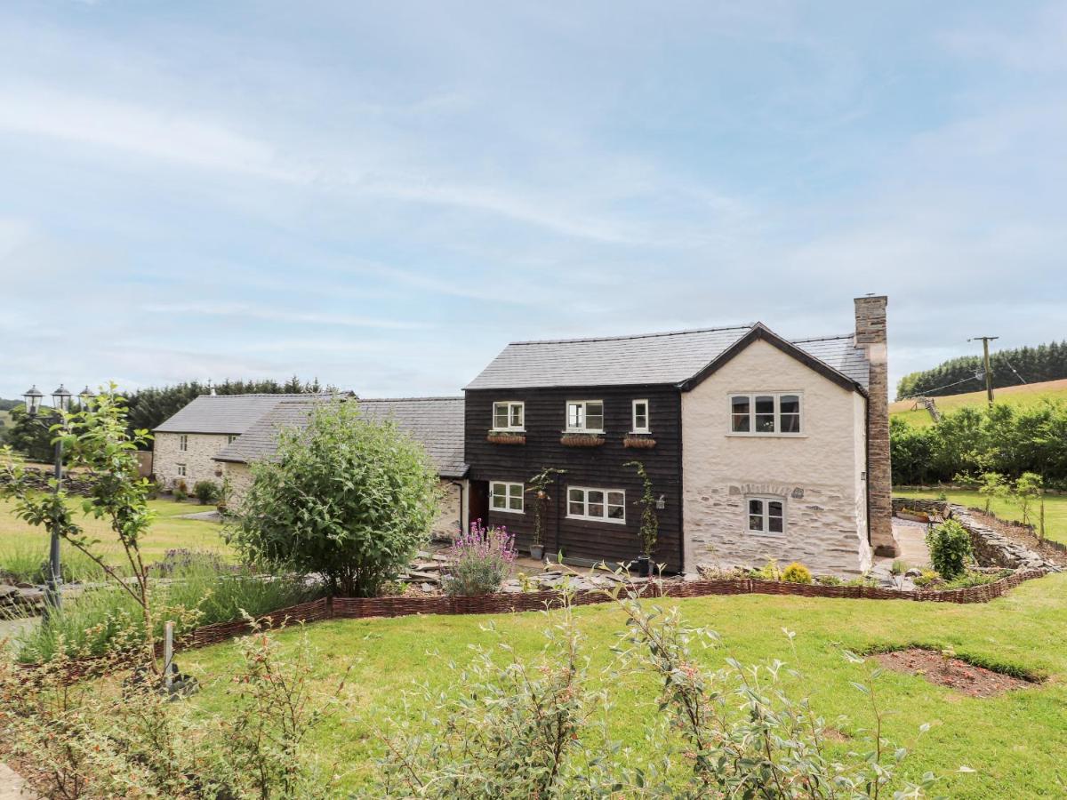 Вилла Pant Dafydd Goch Glyn Ceiriog Экстерьер фото